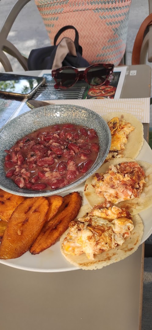 Umami Mexican Gourmet · Fotos 7